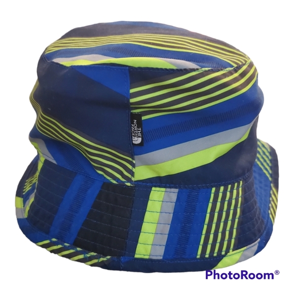 The North Face Sun Stash Green & Blue Reversible Bucket Hat Kids - Picture 3 of 5